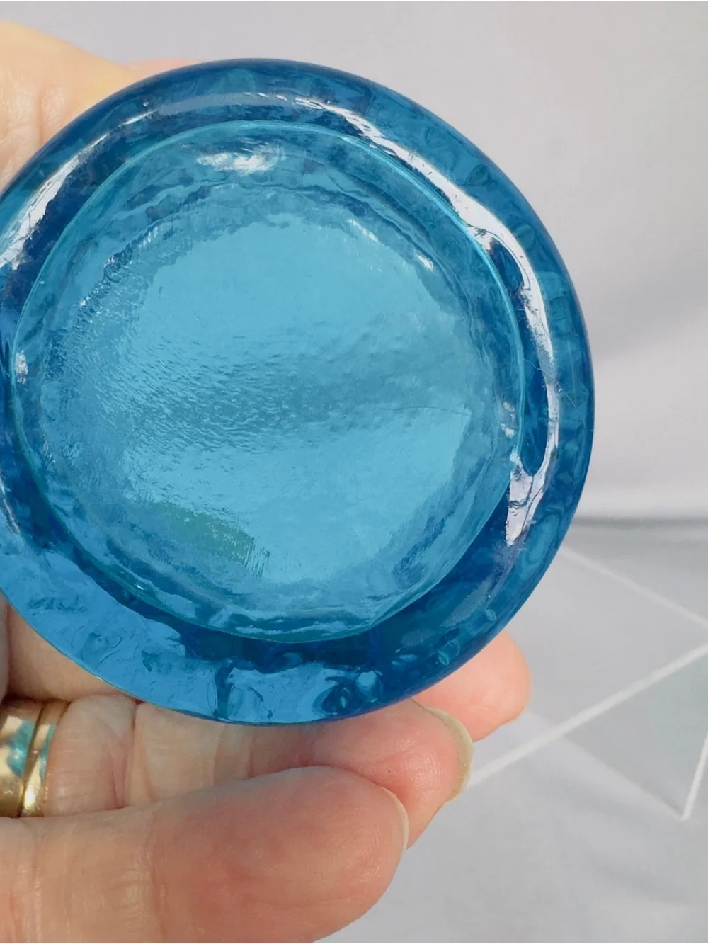 Set of 3 Textured Blue Glass Tumbler Anchor Hocking Rain Flower Juice Glasses 4'